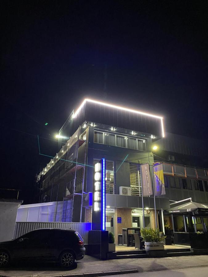Hotel New Milenium Lukavac Exterior foto